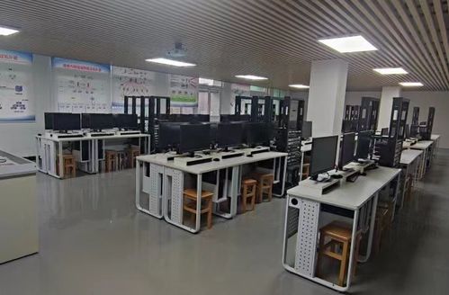 禪城區首家公辦技工學校招生啦！有為青年切勿錯過，專注計算機軟硬件領域點燃未來夢想